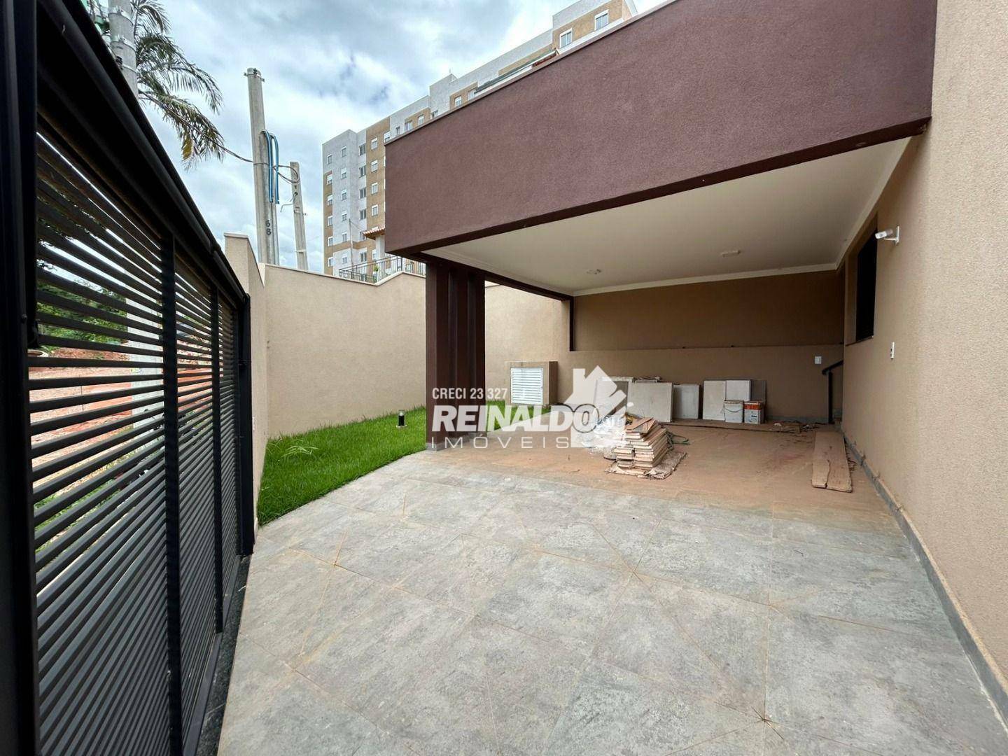 Casa à venda e aluguel com 3 quartos, 130m² - Foto 13