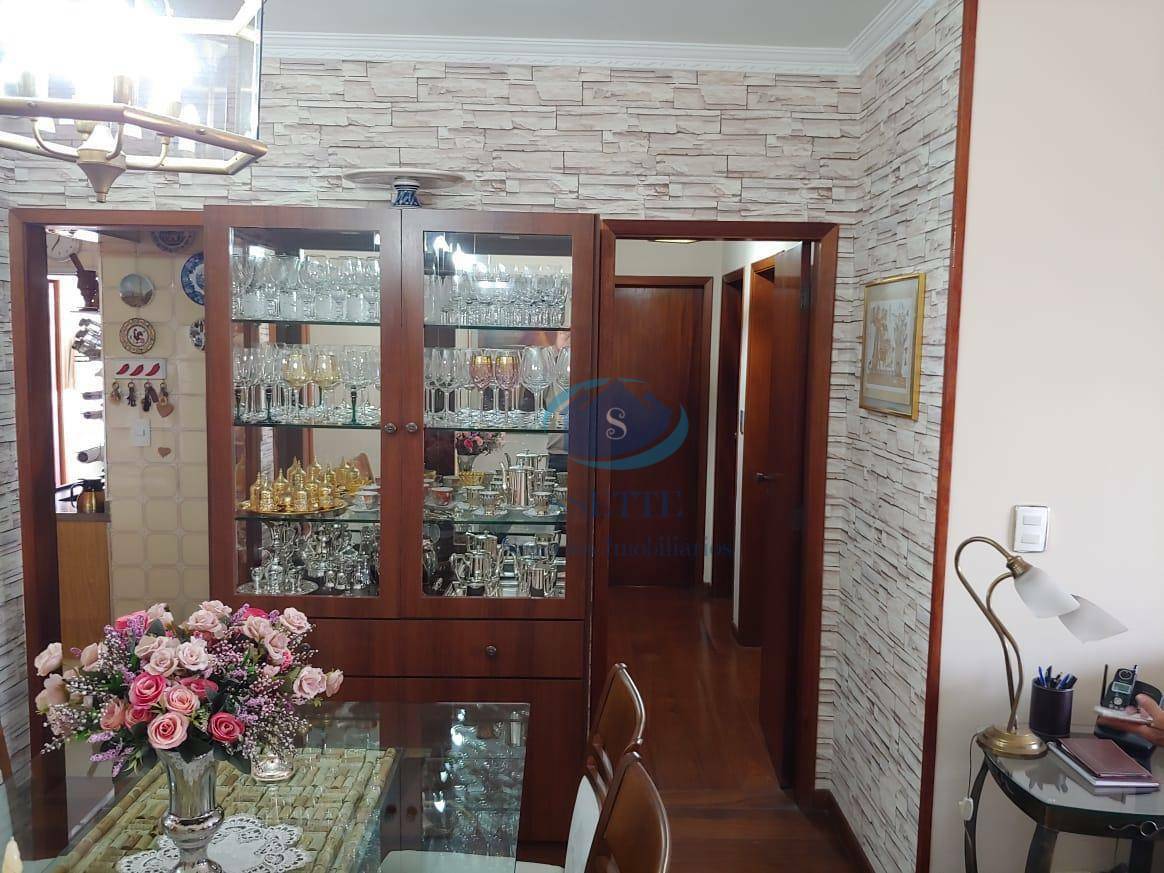 Apartamento à venda com 3 quartos, 80m² - Foto 3