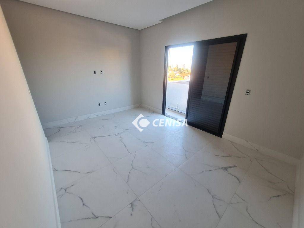 Casa à venda com 3 quartos, 206m² - Foto 17