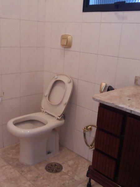 Apartamento para alugar com 2 quartos, 97m² - Foto 8