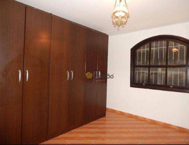 Sobrado à venda com 3 quartos, 214m² - Foto 17