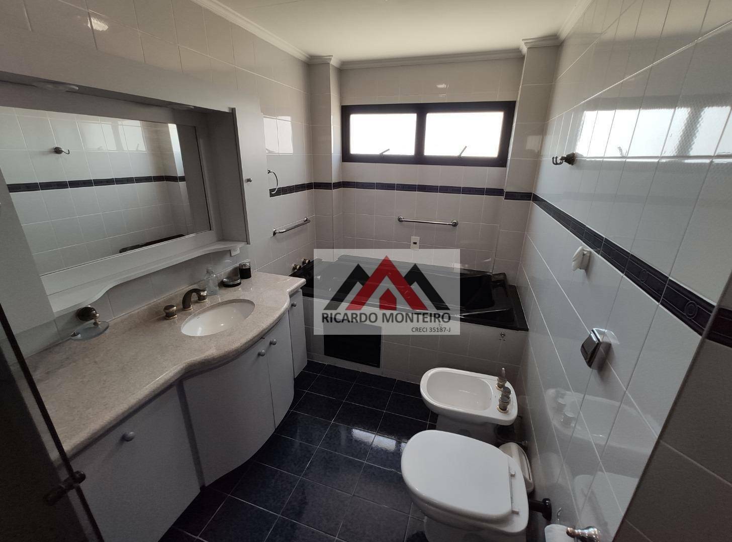 Apartamento à venda e aluguel com 4 quartos, 180m² - Foto 27