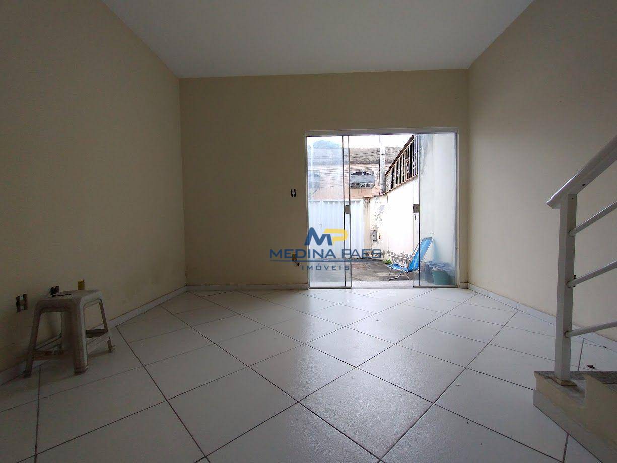 Casa à venda com 2 quartos, 64m² - Foto 18