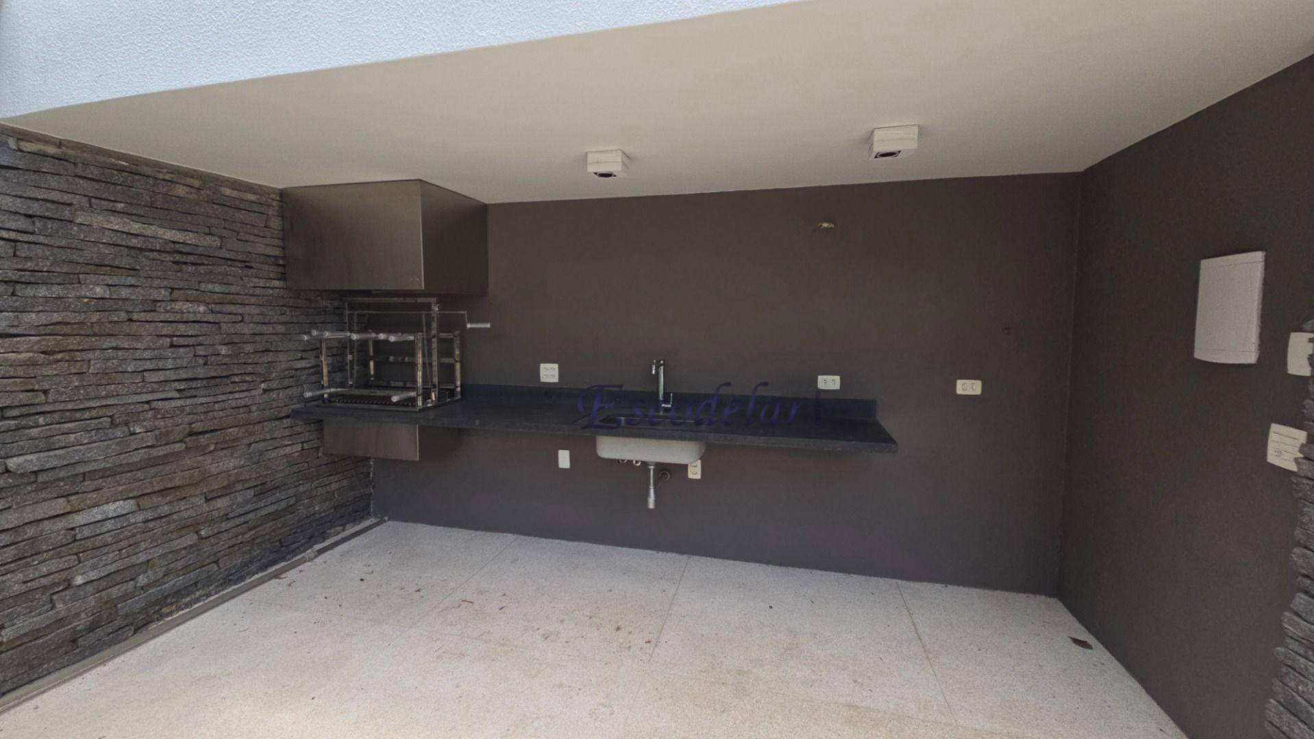 Casa à venda com 4 quartos, 650m² - Foto 6