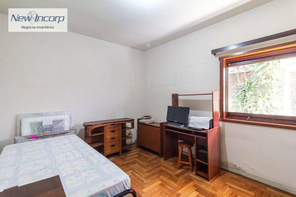 Casa à venda com 3 quartos, 307m² - Foto 12