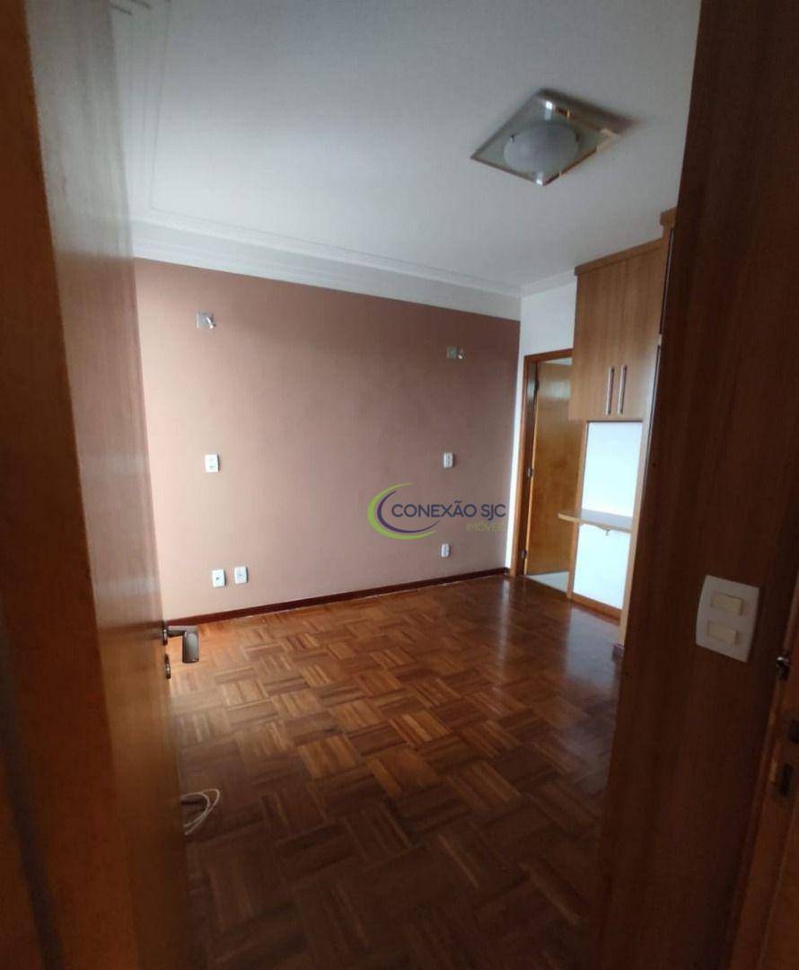 Apartamento à venda com 3 quartos, 107m² - Foto 7