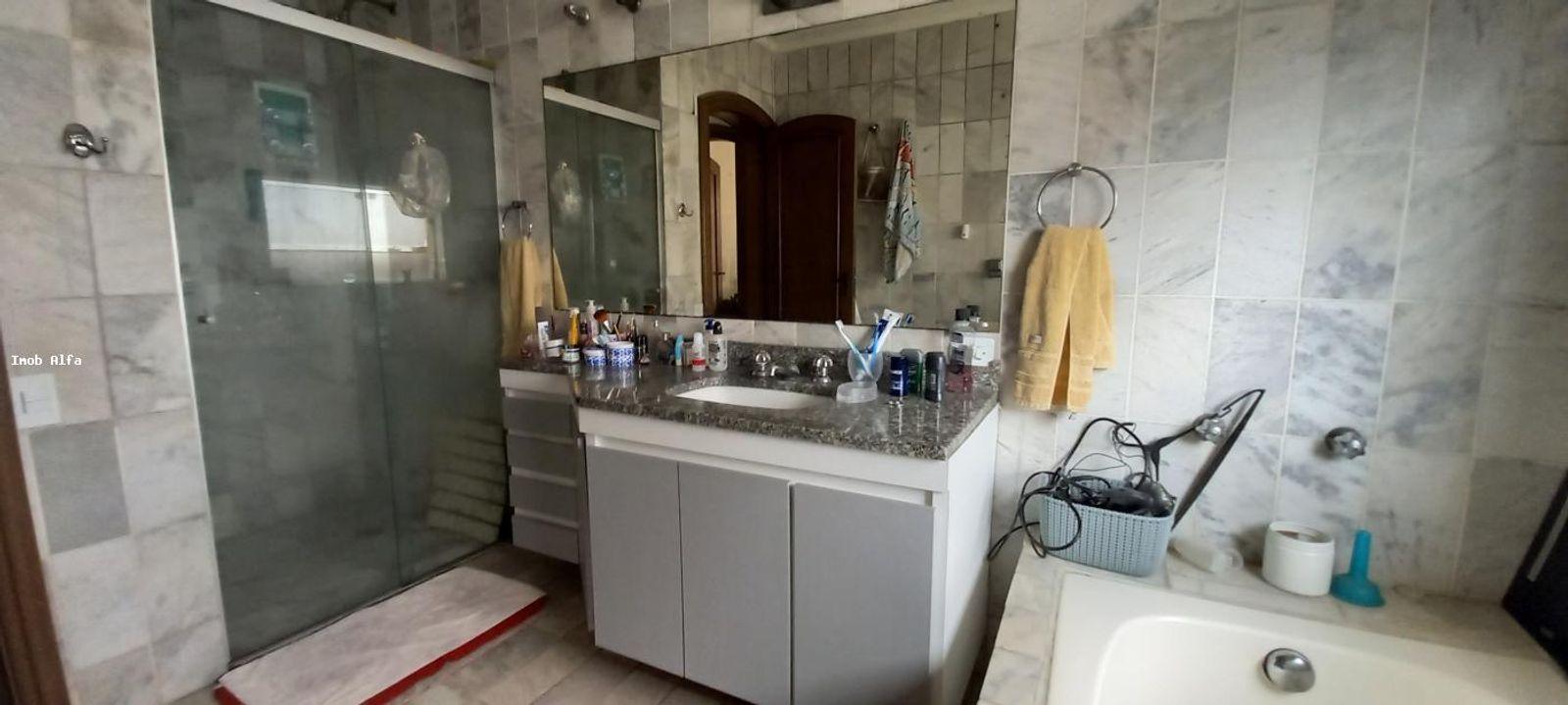 Casa de Condomínio à venda com 4 quartos, 350m² - Foto 25