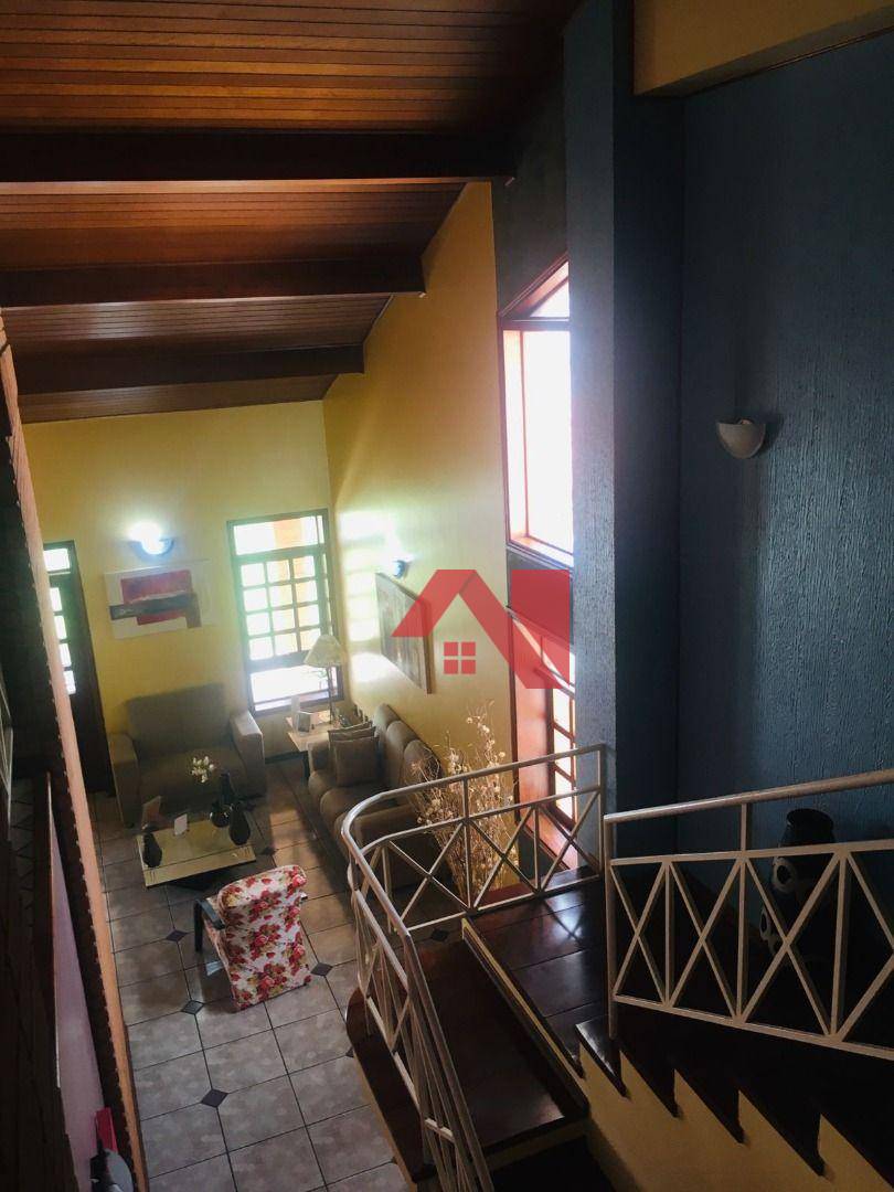 Sobrado à venda com 3 quartos, 274m² - Foto 22