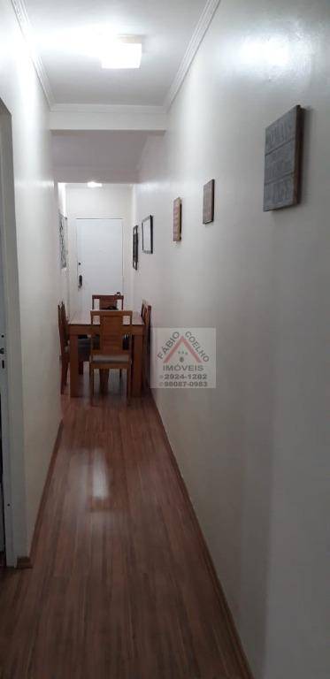 Apartamento à venda com 2 quartos, 70m² - Foto 10