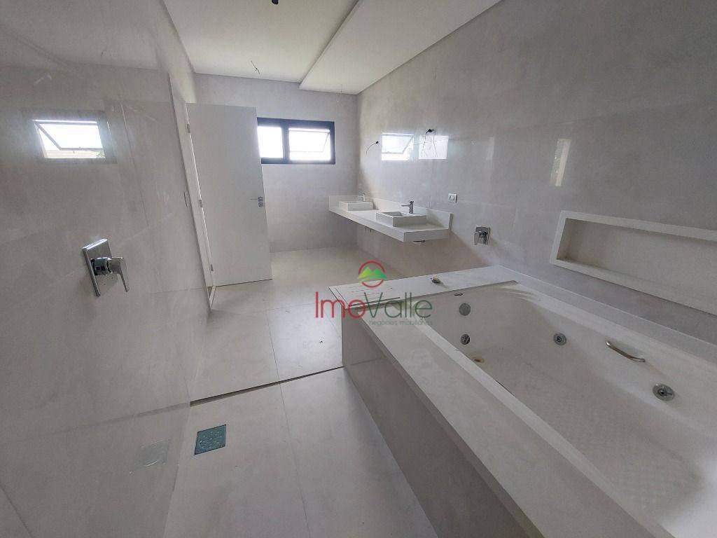 Casa de Condomínio à venda com 5 quartos, 440m² - Foto 25