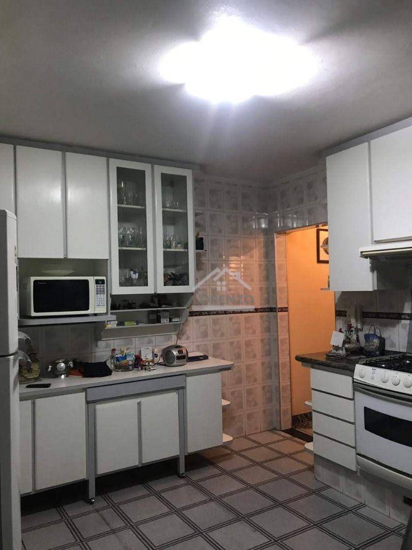 Sobrado à venda com 3 quartos, 255m² - Foto 5