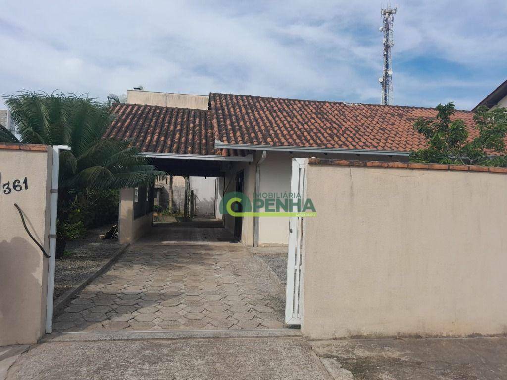 Casa à venda com 4 quartos, 72m² - Foto 1