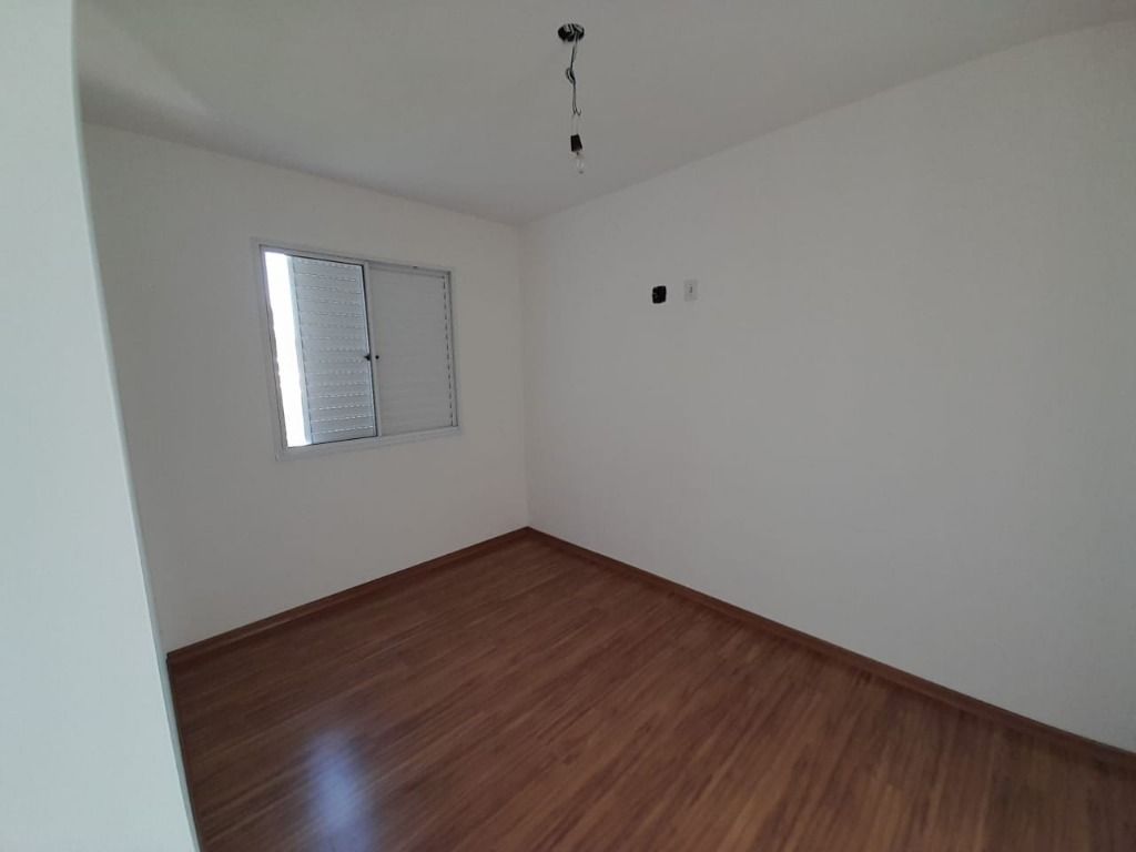 Apartamento à venda com 2 quartos, 55m² - Foto 18