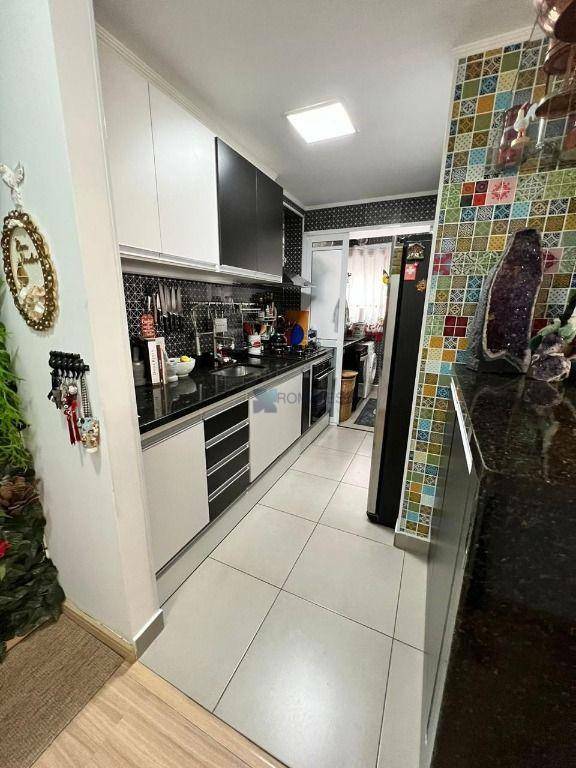 Apartamento à venda com 3 quartos, 90m² - Foto 5