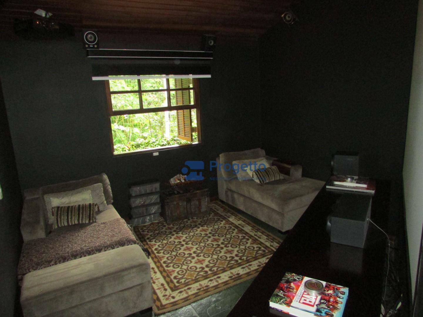 Casa de Condomínio à venda com 4 quartos, 268m² - Foto 13