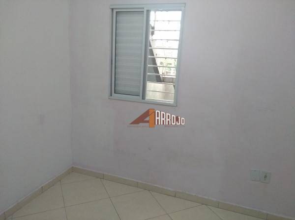 Sobrado à venda com 3 quartos, 95m² - Foto 4