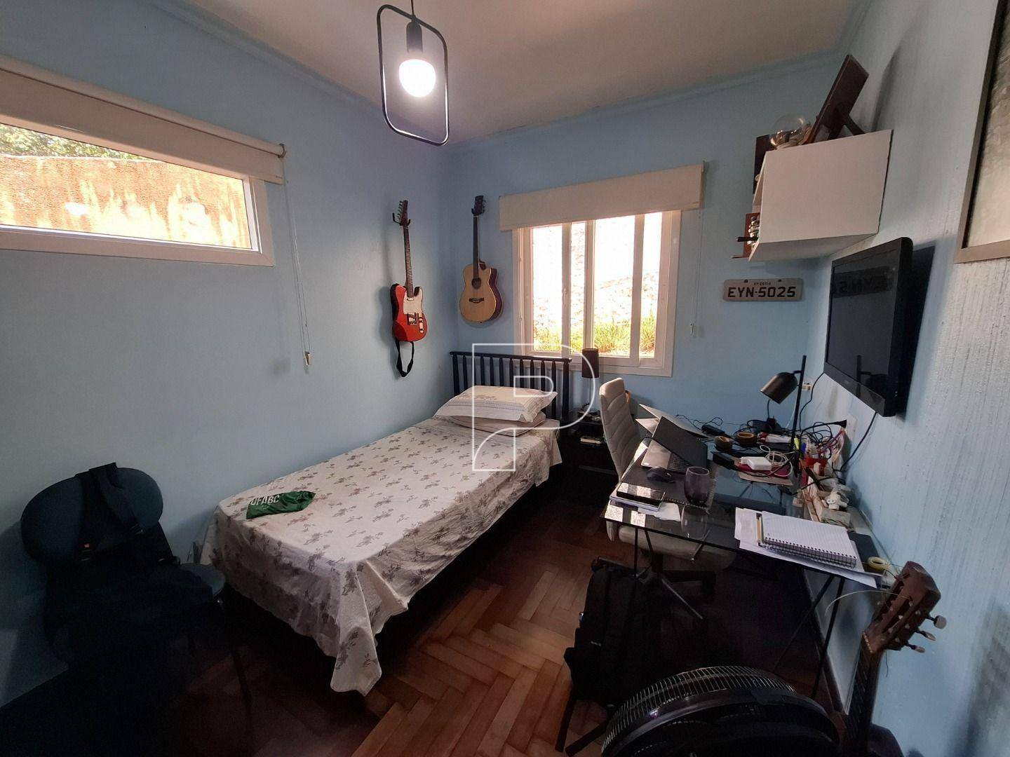 Casa de Condomínio à venda com 4 quartos, 212m² - Foto 24