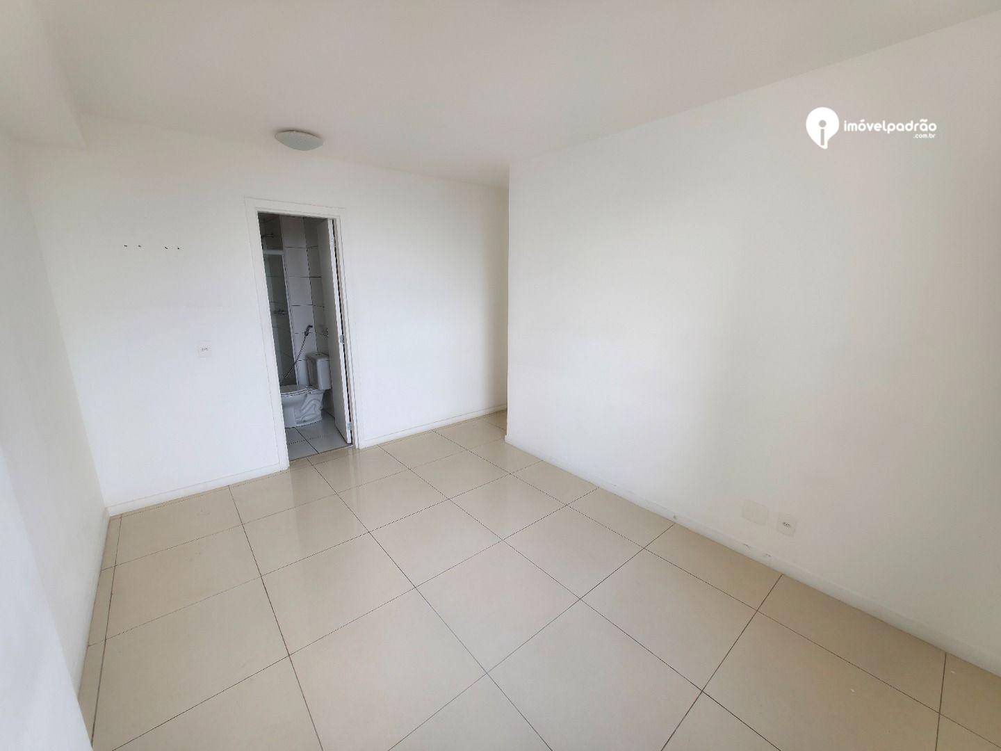 Apartamento para alugar com 4 quartos, 106m² - Foto 42