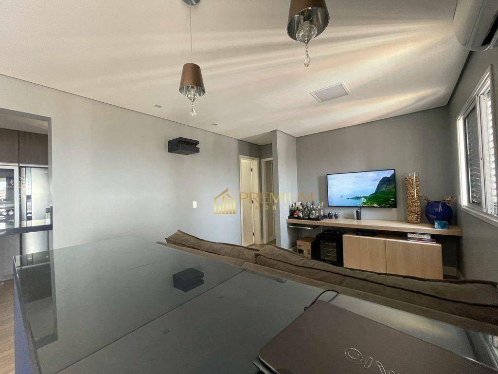 Apartamento à venda com 3 quartos, 99m² - Foto 7