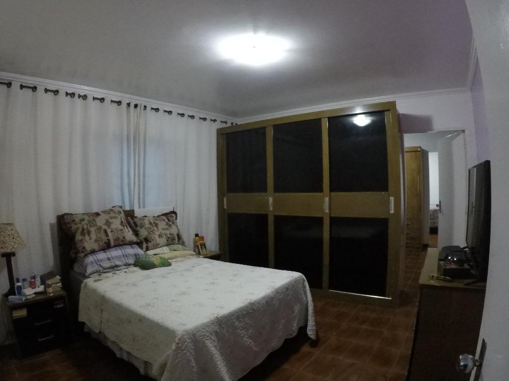 Casa à venda com 6 quartos, 140m² - Foto 41