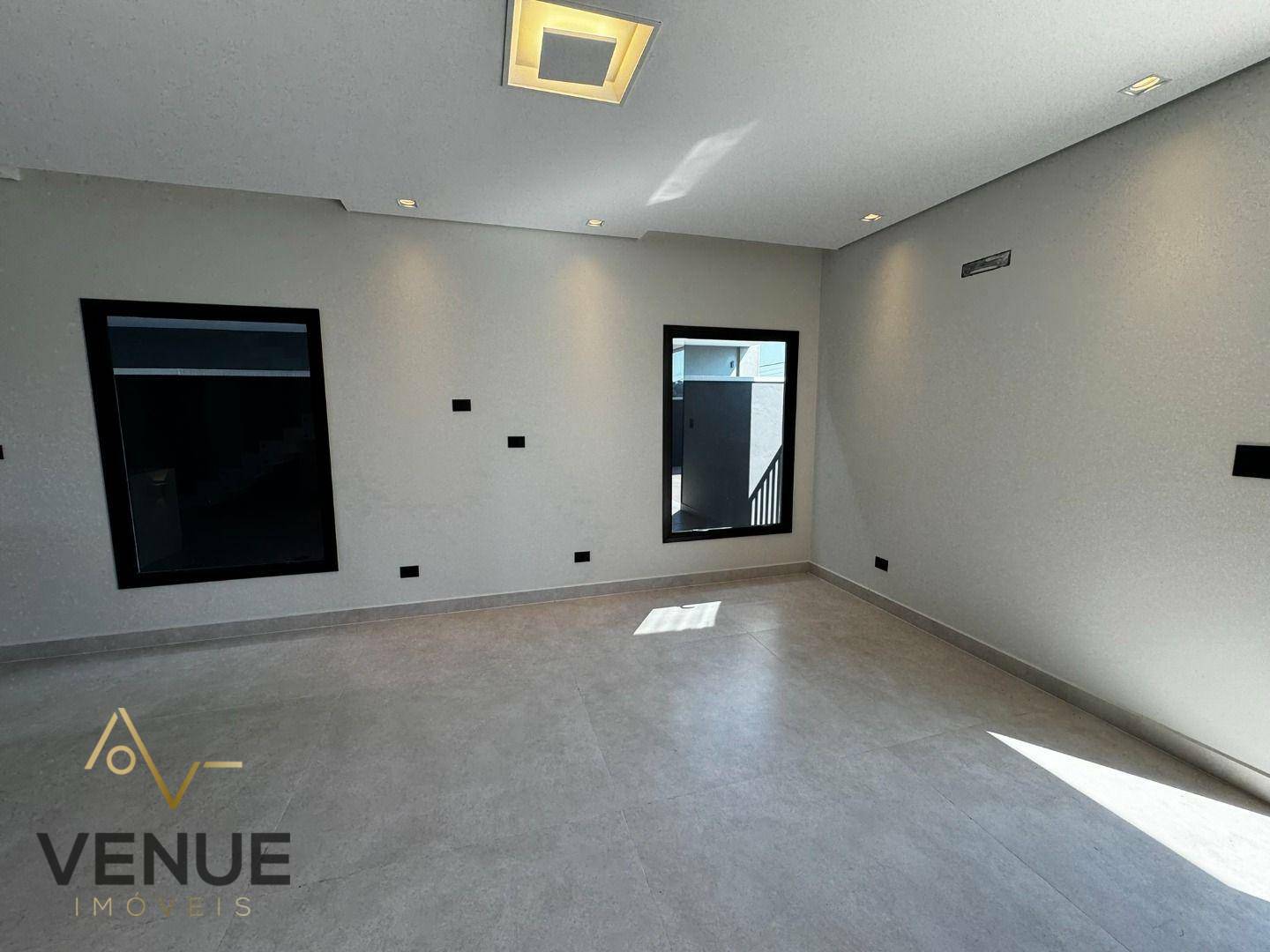 Casa de Condomínio à venda com 4 quartos, 282m² - Foto 12