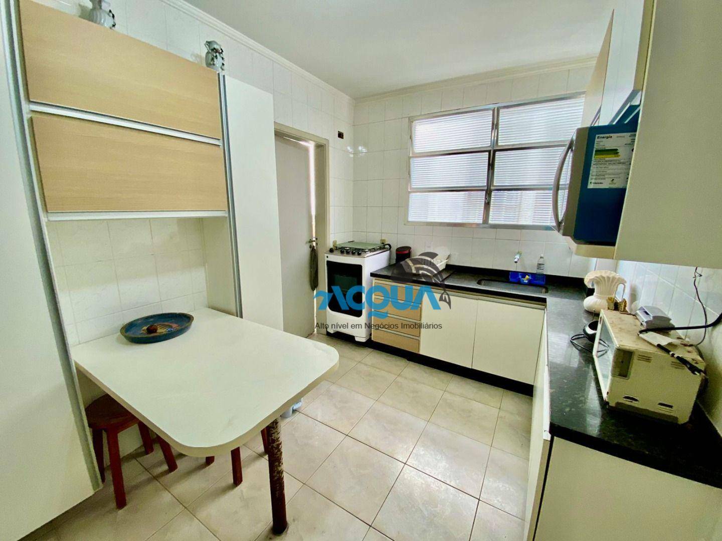 Apartamento à venda com 4 quartos, 160m² - Foto 3