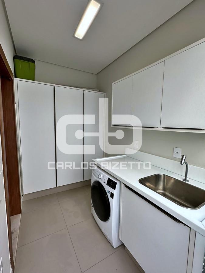 Casa de Condomínio à venda com 4 quartos, 420m² - Foto 38