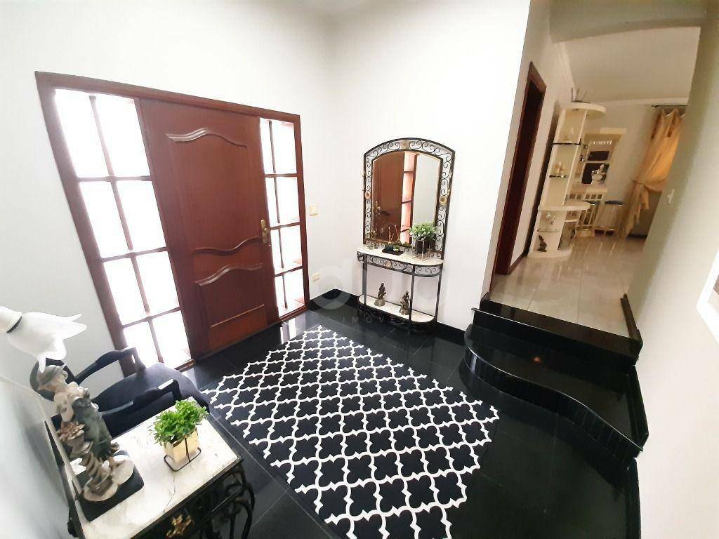 Casa à venda e aluguel com 4 quartos, 436m² - Foto 4