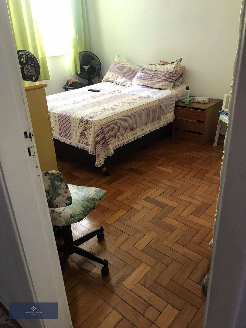 Apartamento à venda com 3 quartos, 75m² - Foto 3