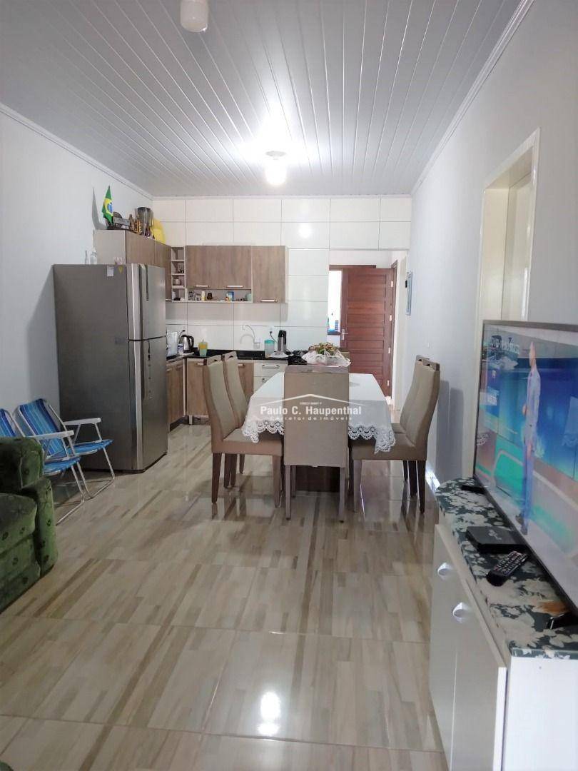 Casa à venda com 2 quartos, 90m² - Foto 5