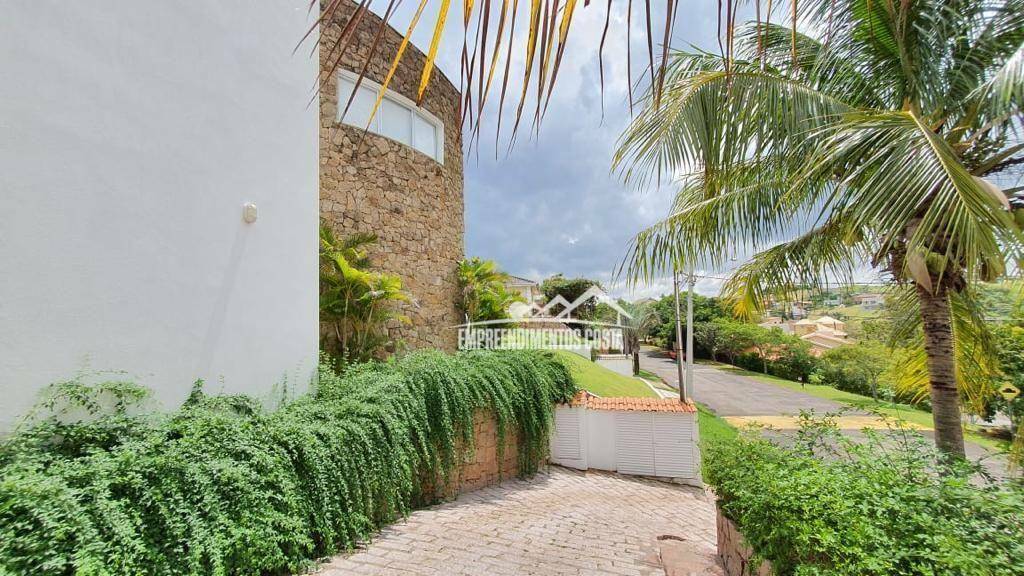 Casa de Condomínio à venda com 7 quartos, 526m² - Foto 2