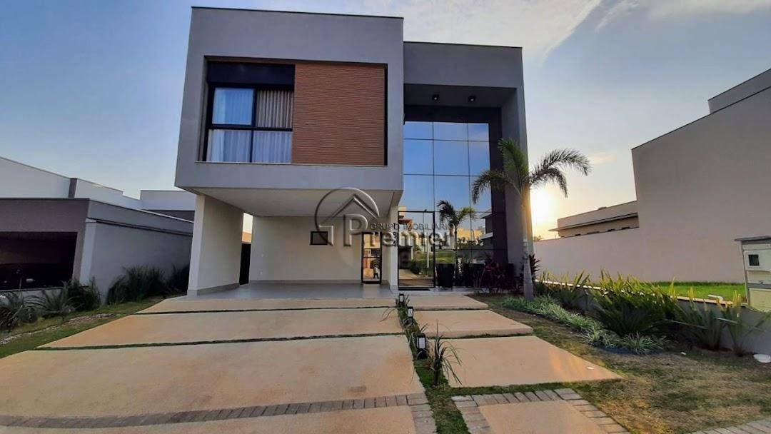 Casa de Condomínio à venda com 4 quartos, 310m² - Foto 2