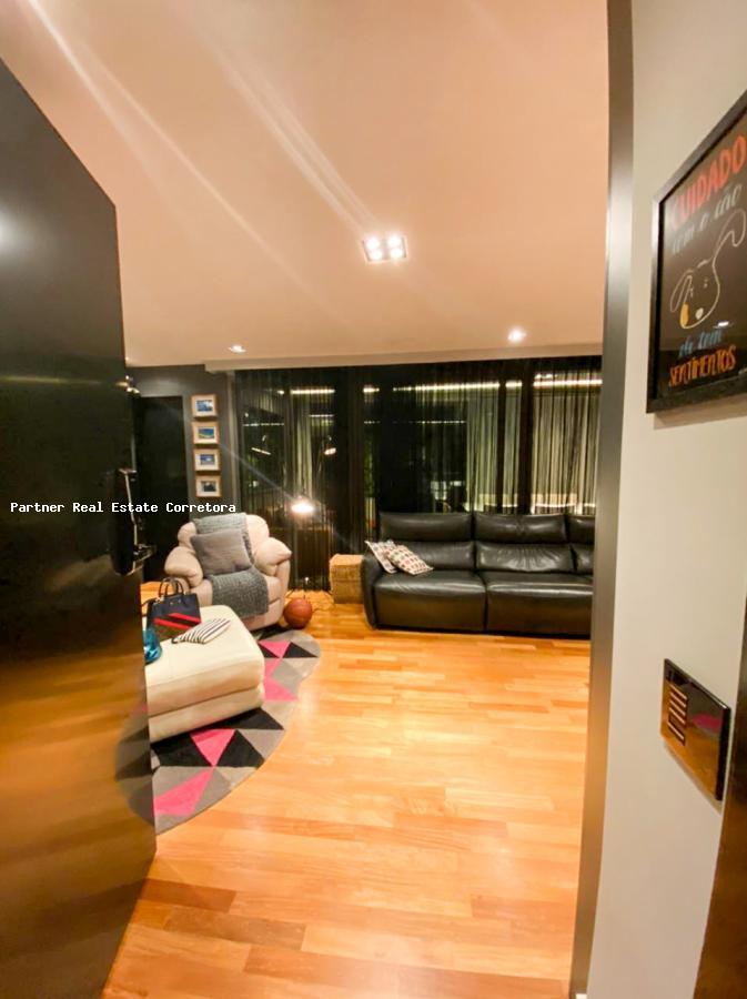 Apartamento à venda com 2 quartos, 128m² - Foto 3