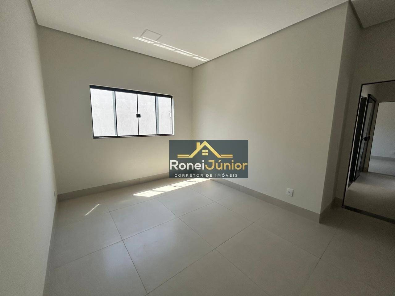 Casa à venda com 3 quartos, 98m² - Foto 8