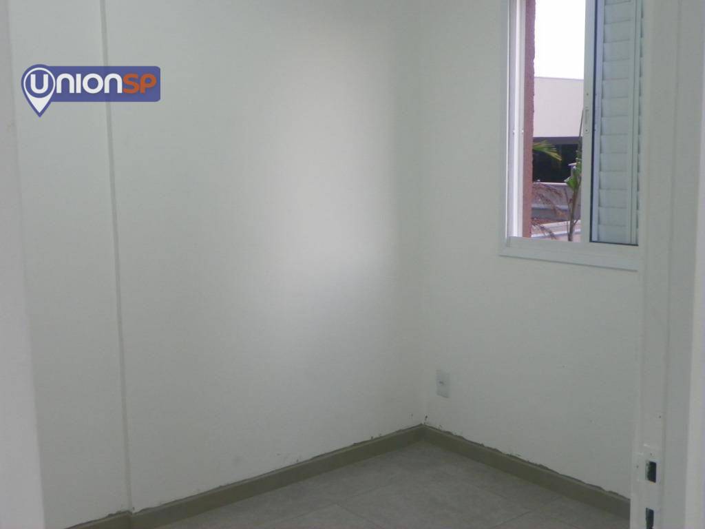 Apartamento à venda com 1 quarto, 35m² - Foto 2