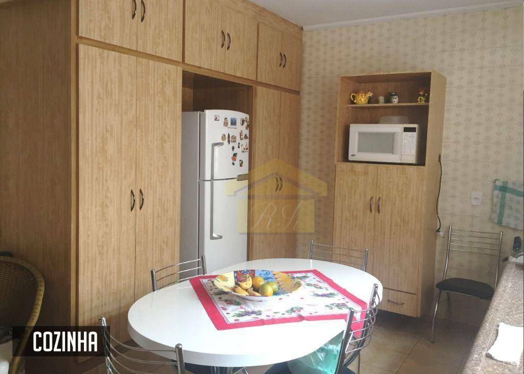 Sobrado à venda com 3 quartos, 243m² - Foto 5