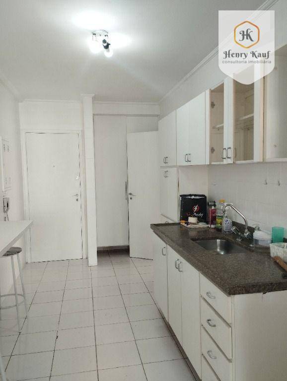 Apartamento para alugar com 3 quartos, 118m² - Foto 13