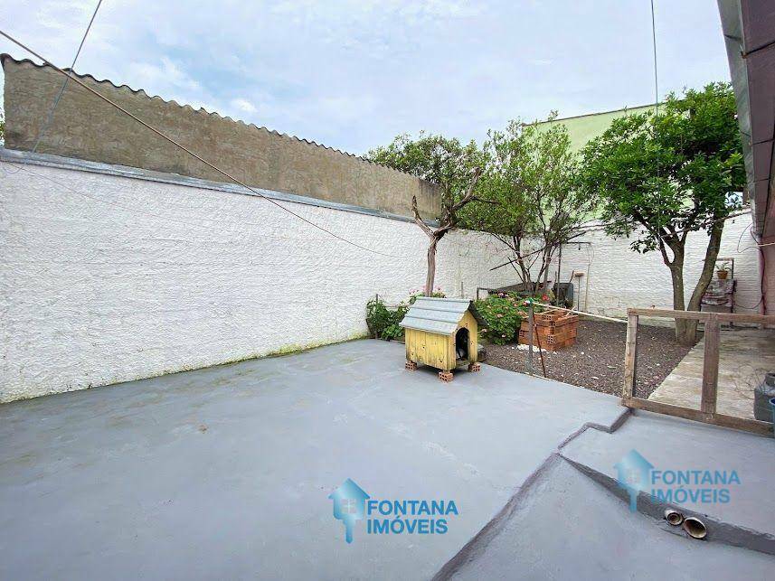 Casa à venda com 4 quartos, 158m² - Foto 18