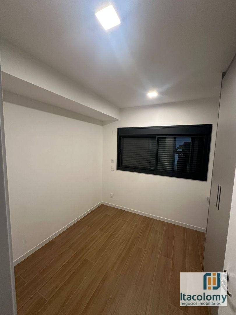 Apartamento para alugar com 3 quartos, 124m² - Foto 9