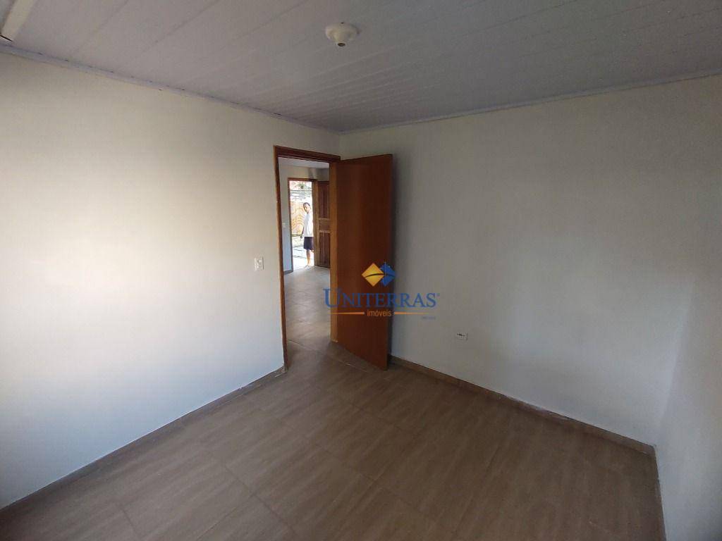 Casa para alugar com 2 quartos, 45m² - Foto 16