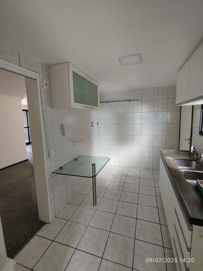 Apartamento para alugar com 3 quartos, 131m² - Foto 36