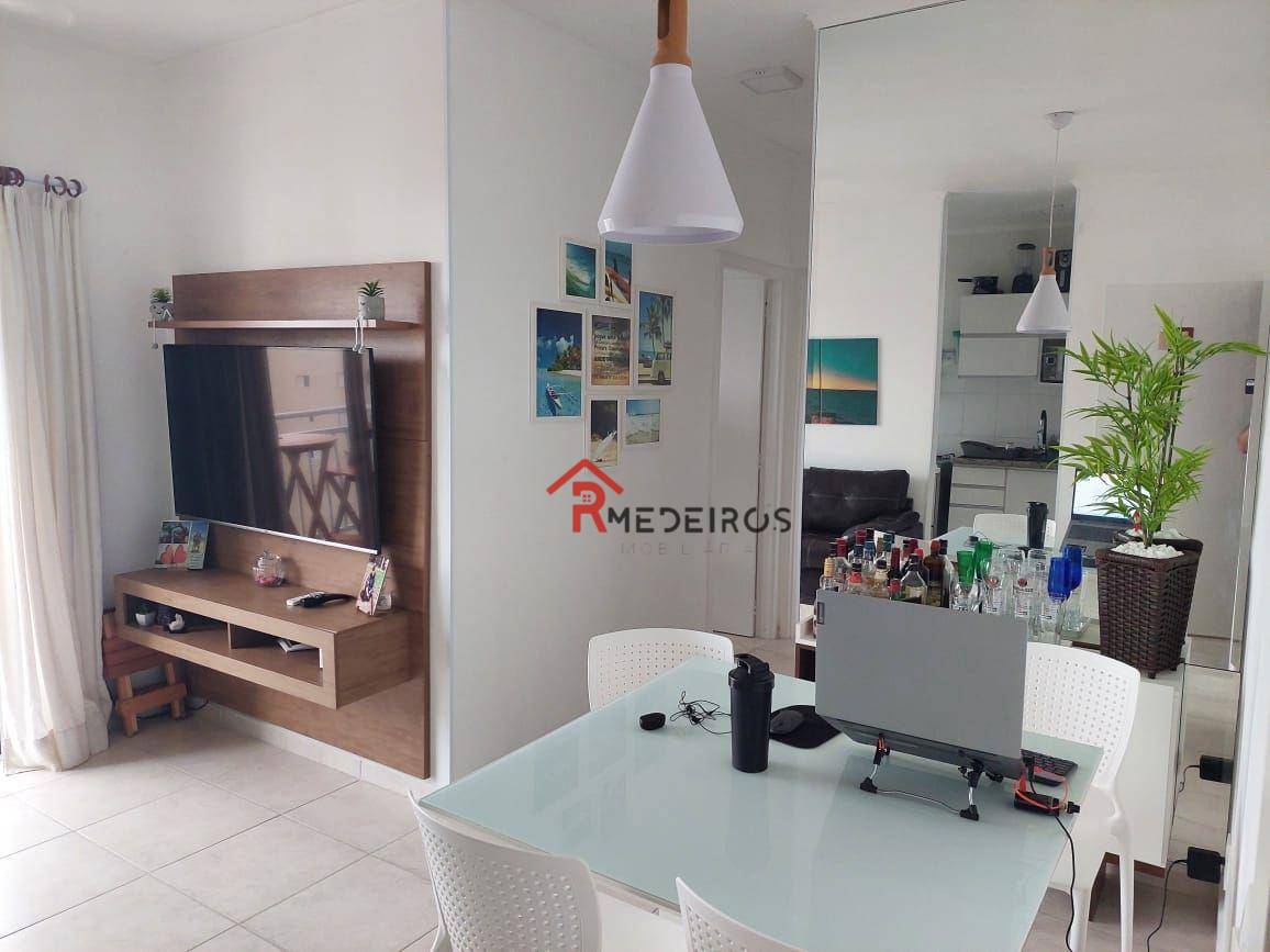 Apartamento à venda com 2 quartos, 64m² - Foto 2