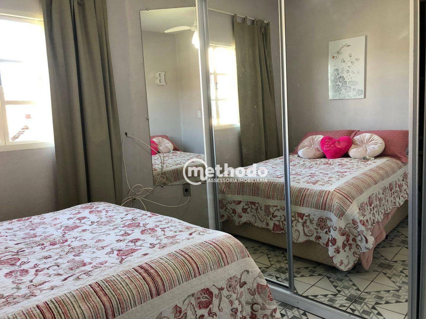 Casa à venda com 4 quartos, 250m² - Foto 20