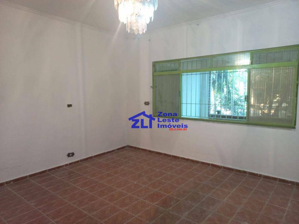 Casa para alugar com 2 quartos, 65m² - Foto 10