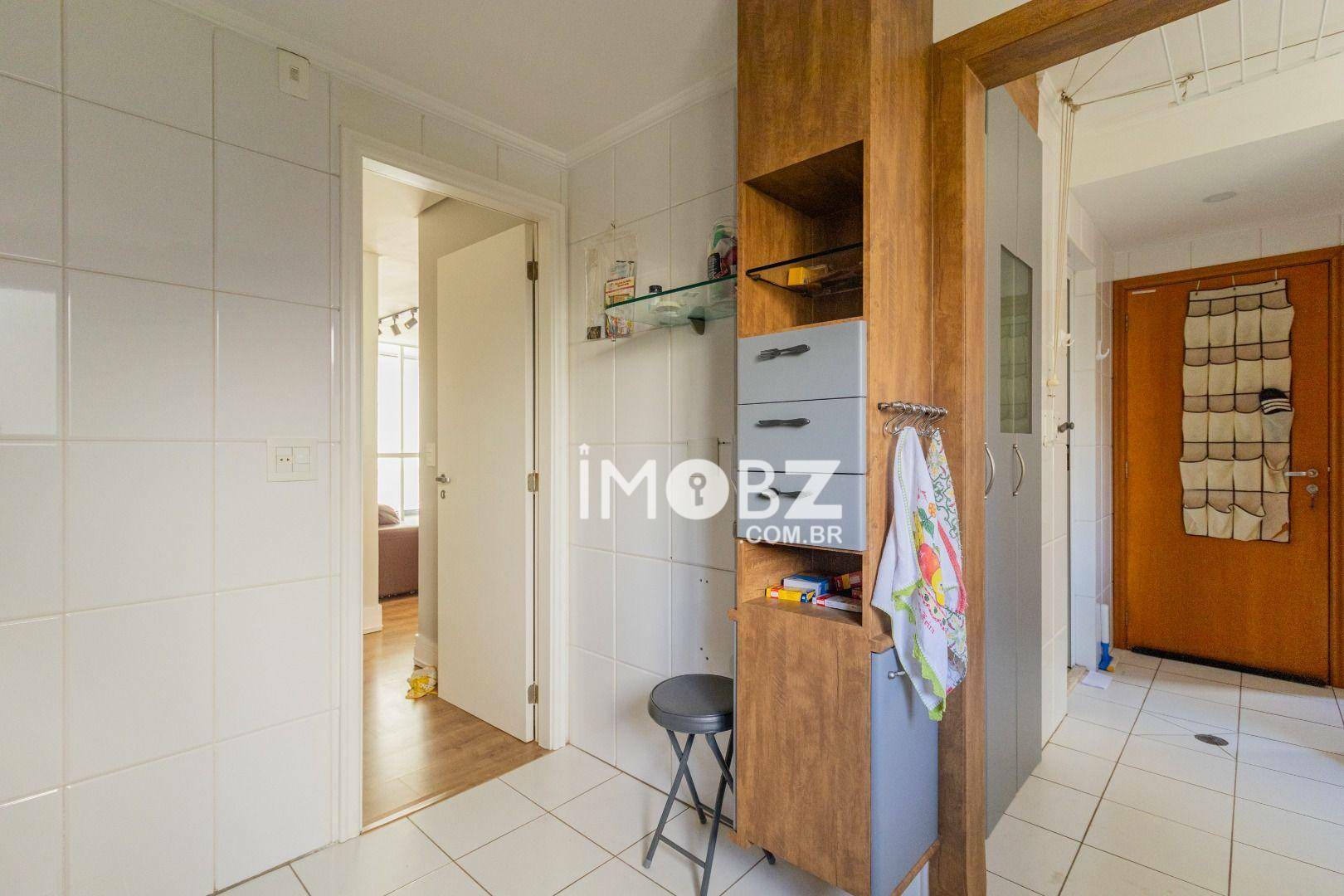 Apartamento à venda com 3 quartos, 112m² - Foto 11