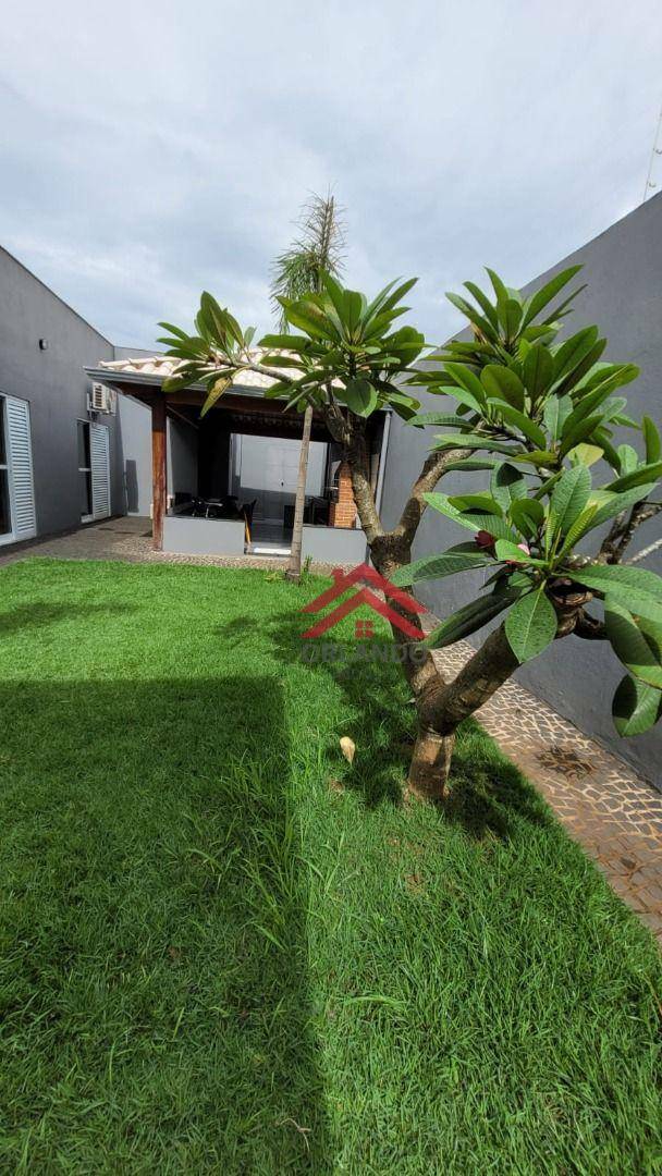 Casa à venda com 4 quartos, 183m² - Foto 14