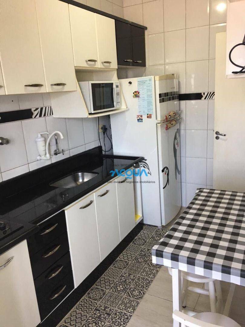 Apartamento à venda com 2 quartos, 80m² - Foto 11