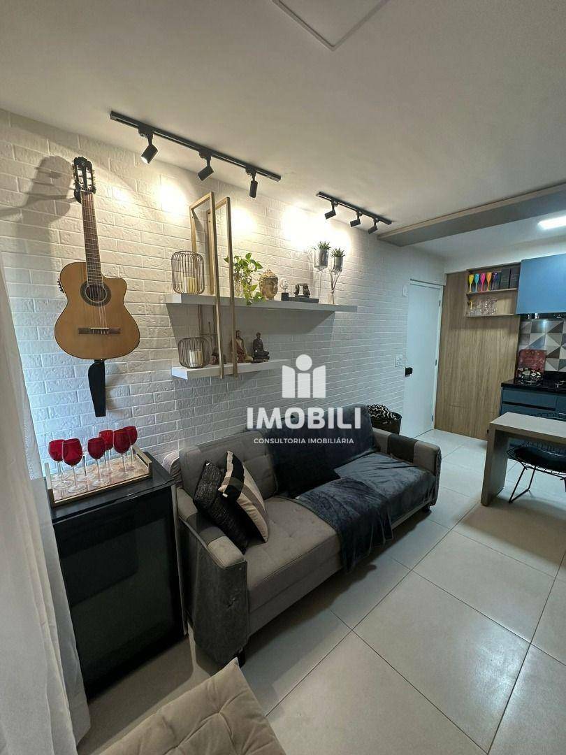 Apartamento à venda com 1 quarto, 43m² - Foto 18