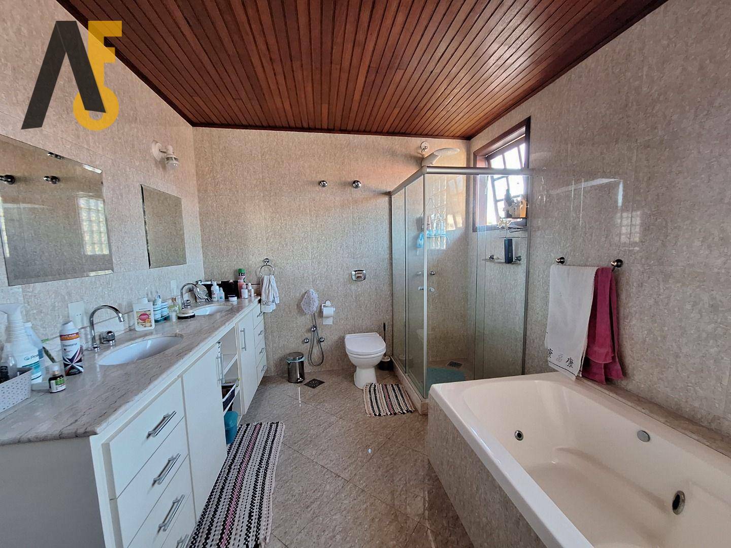 Casa de Condomínio à venda com 3 quartos, 360m² - Foto 8