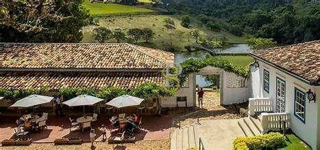 Casa de Condomínio à venda com 4 quartos, 452m² - Foto 51